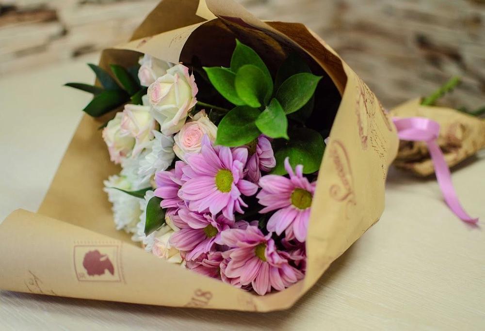 Букет цветов из: Розы и Хризантемы в Туртас