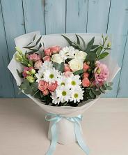 Букет цветов из:  Розы, Лизиантусы и Хризантемы в Туртас