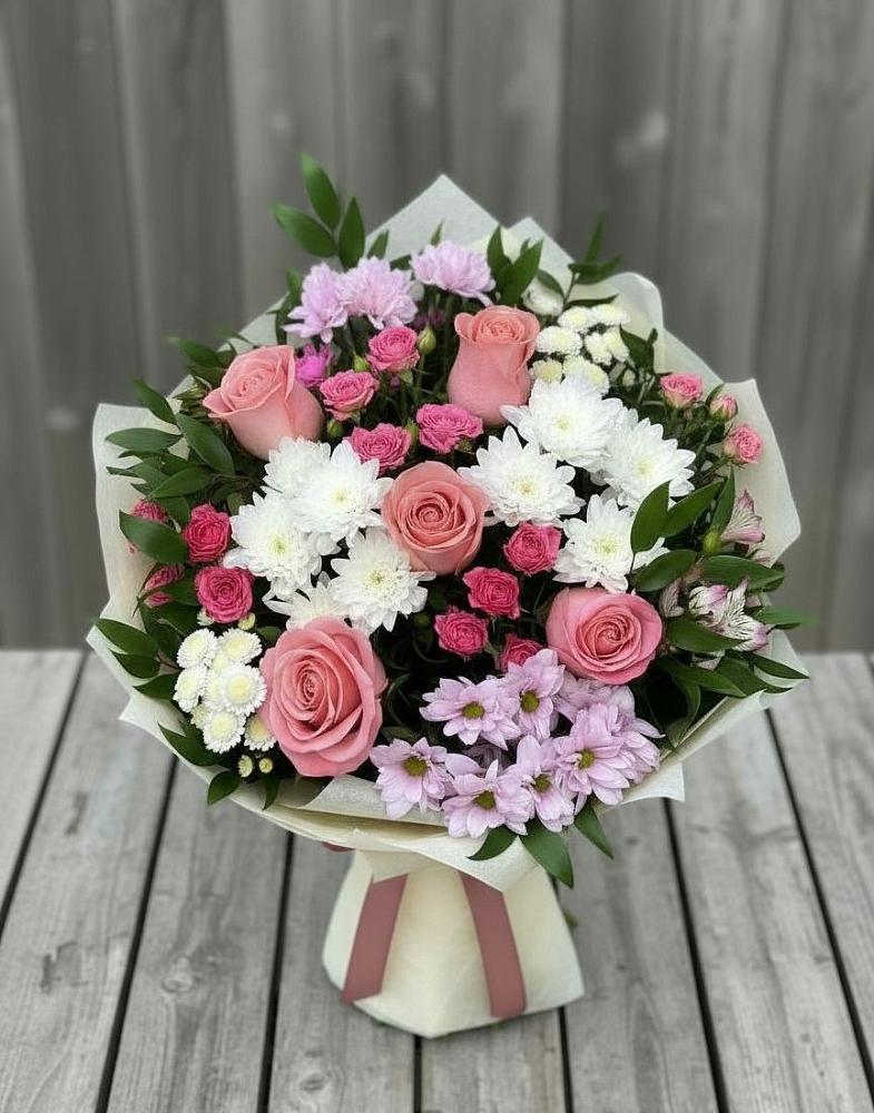 Букет цветов из: Альстромерии, Гвоздики, Розы и Хризантемы в Туртас