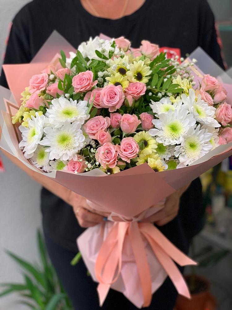 Букет цветов из: Розы и Хризантемы в Туртас