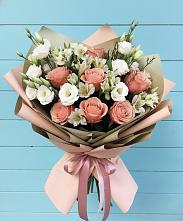 Букет цветов из:  Розы, Альстромерии и Лизиантусы в Туртас