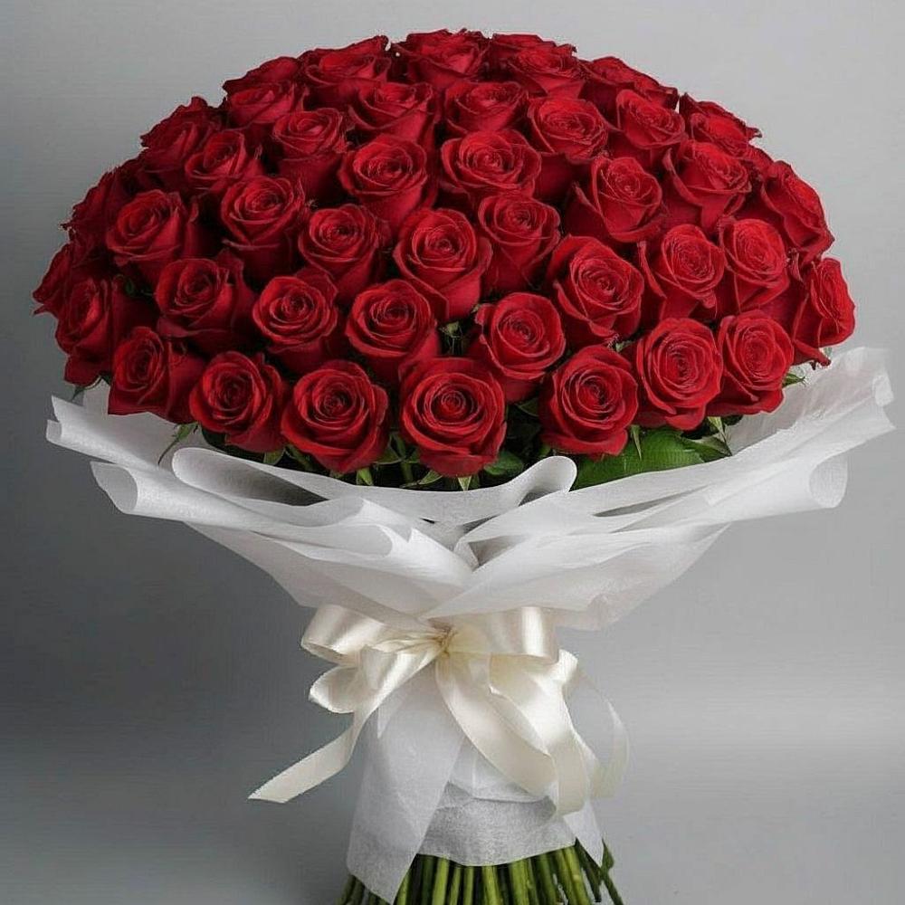 Букет 101 Красная роза Блэк Мэджик в Туртас