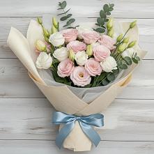 Букет цветов из:  Лизиантусы #REPLACE_PRED# Туртас