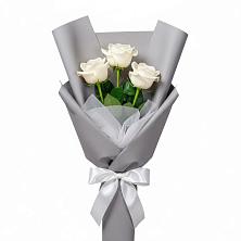 Букет 3 белые розы в Туртас