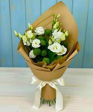 Букет цветов из:  Хризантемы и Лизиантусы в Туртас